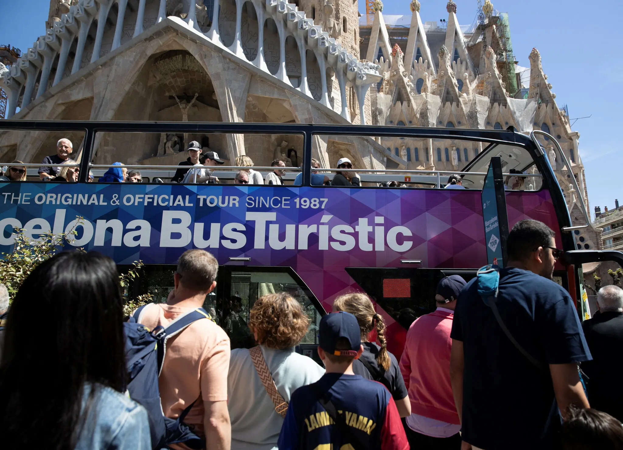 У Європі готуються антитуристичні протести: 15 червня активісти планують акції в Барселоні, Венеції, Лісабоні та інших містах